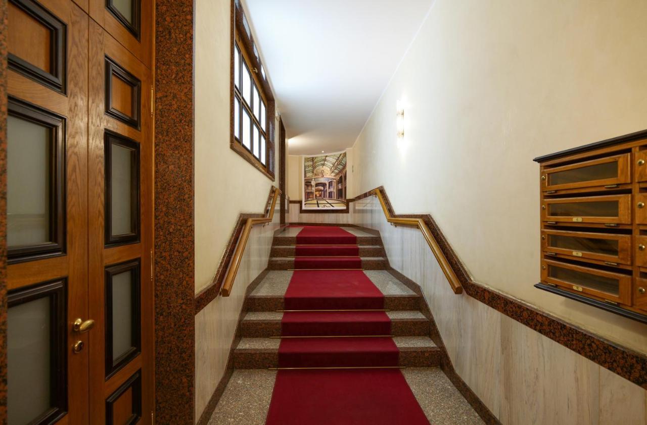 Luxury Galleria Apt - Milan Duomo Zewnętrze zdjęcie